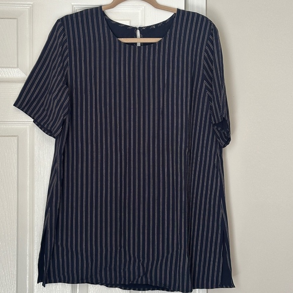 Eileen Fisher Top Womens M Double Pin Striped Boxy Round Neck Navy Tencel Blend - Picture 1 of 7